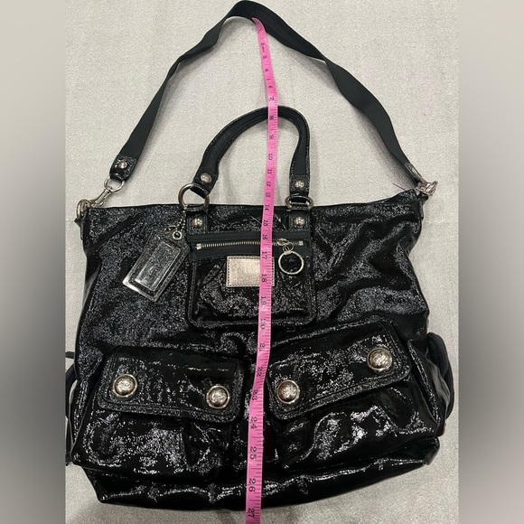 Coach Poppy Black Patent Leather Women's Hobo Tote Bag - Picture 10 of 11
